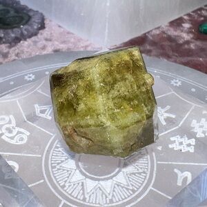 Green Garnet 💚🥝🪲- GGO1